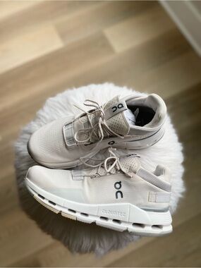brand new on cloud nova womens 9